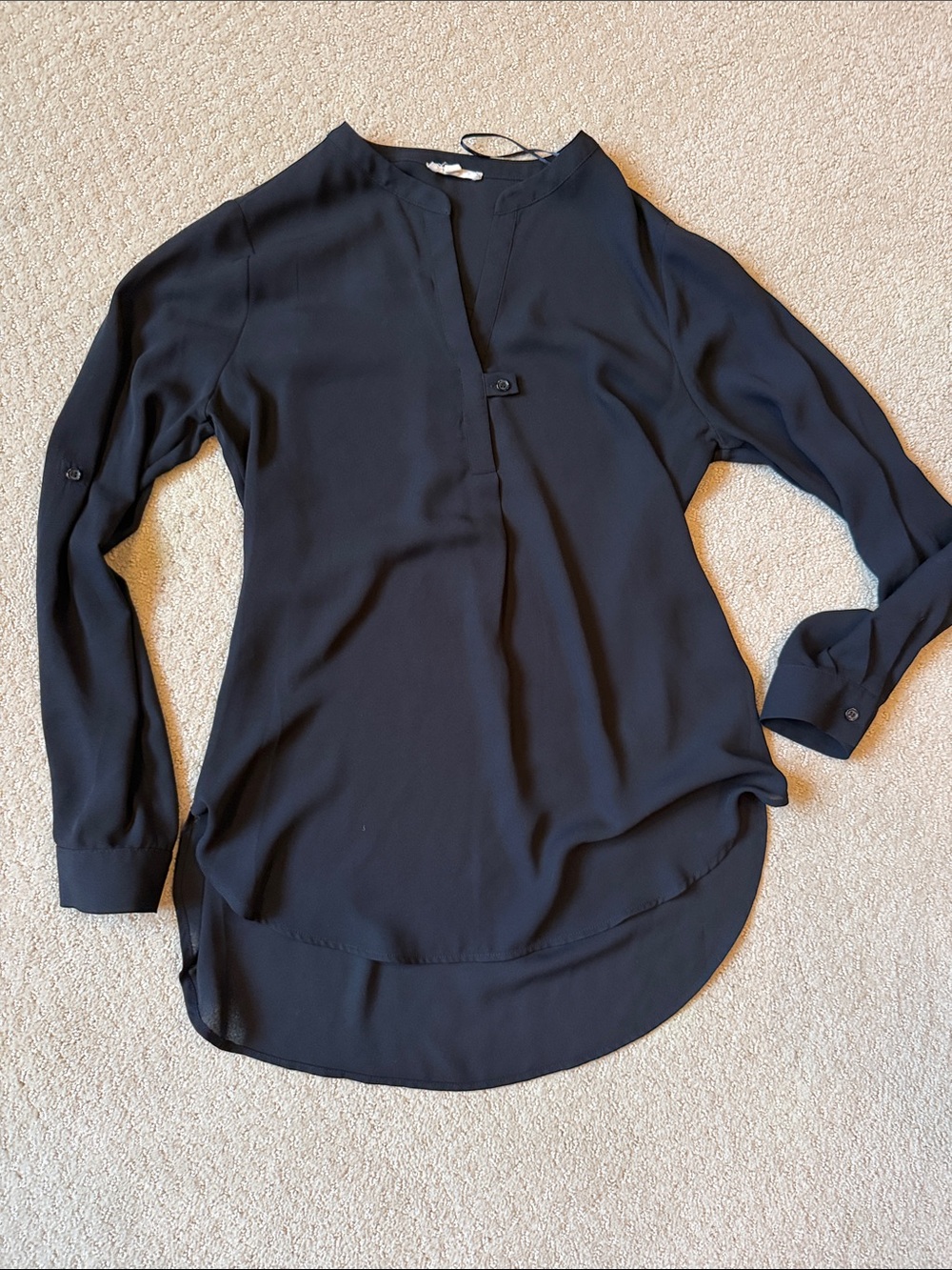 Pleione Black Split-Neck Long-Sleeve Tunic Blouse